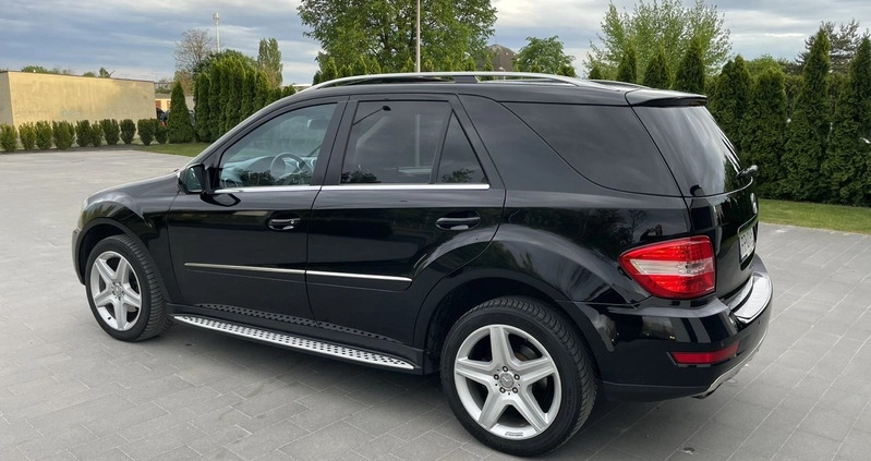 Mercedes-Benz ML cena 45900 przebieg: 292100, rok produkcji 2009 z Piła małe 742